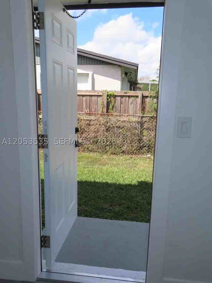 95 Sw 17th Ter - Photo 6 of 48