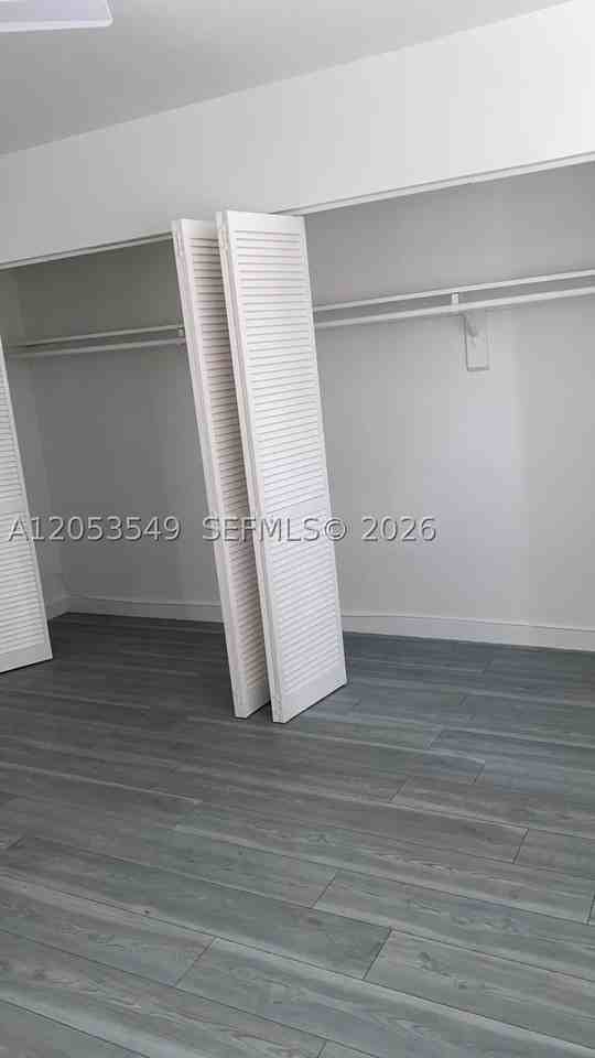 2300 Pierce St #4 - Photo 3 of 13