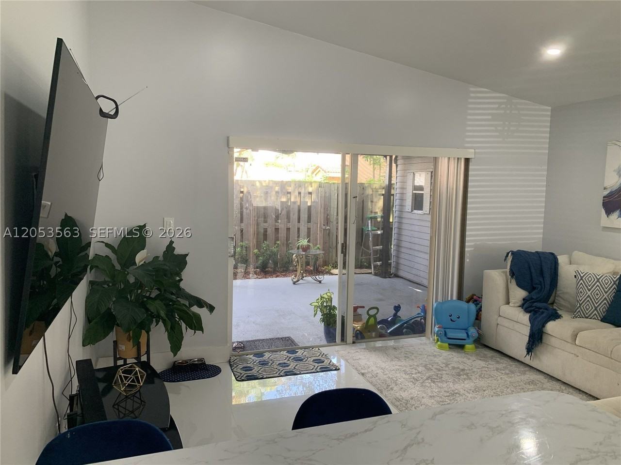 9720 Sw 164th Ave - Photo 6 of 29