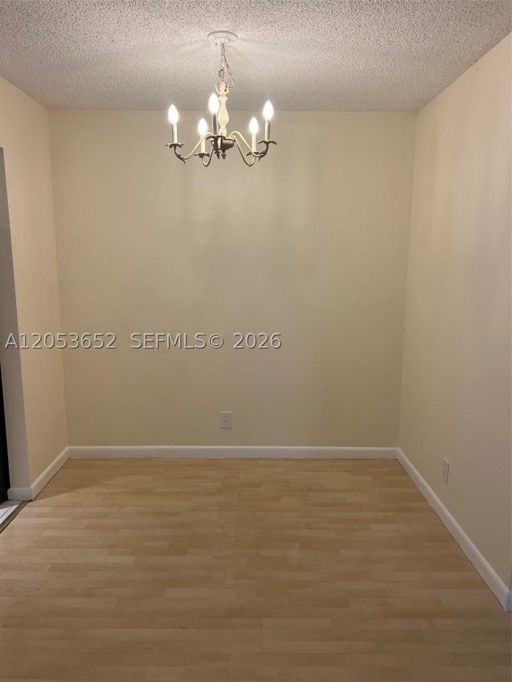 331 S J St #4 - Photo 2 of 12