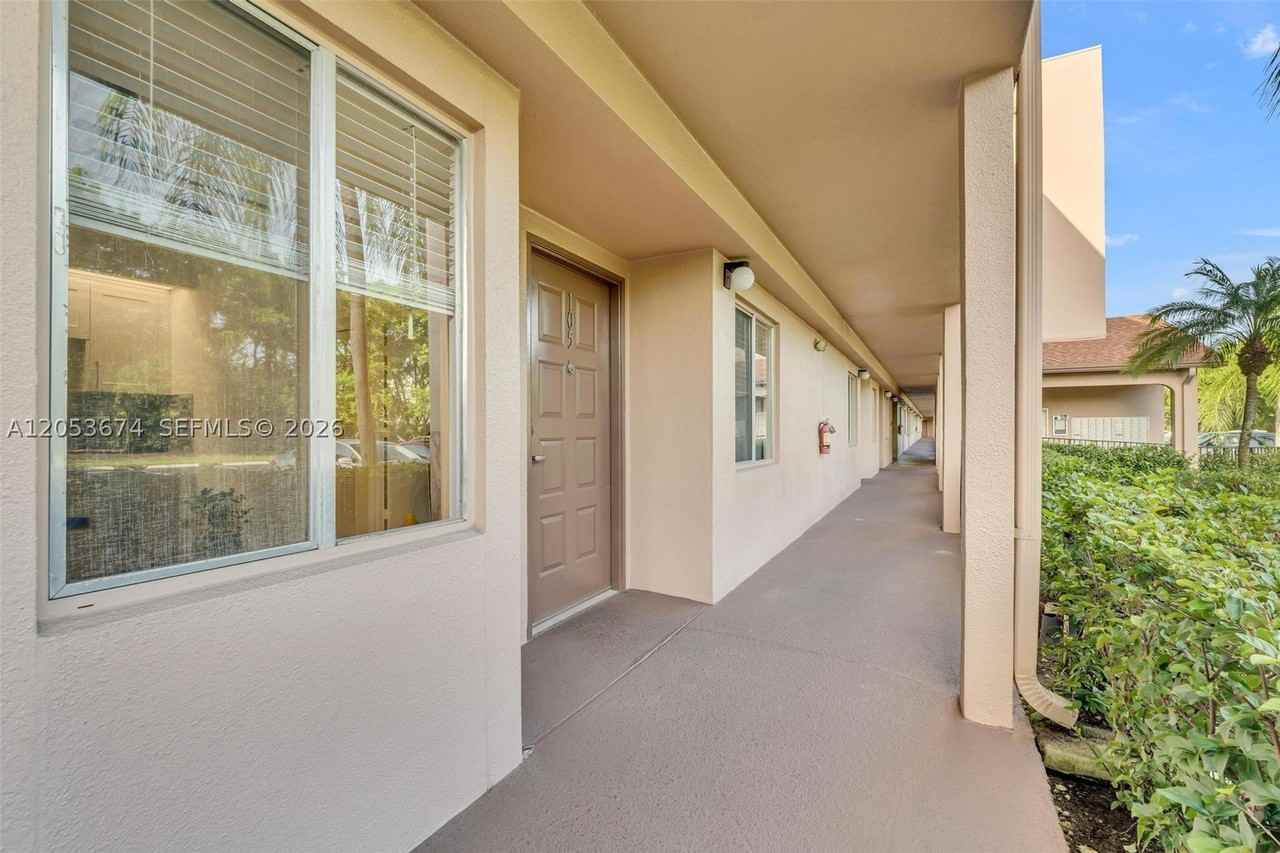 12651 Sw 16th Ct #105B - Photo 3 of 11