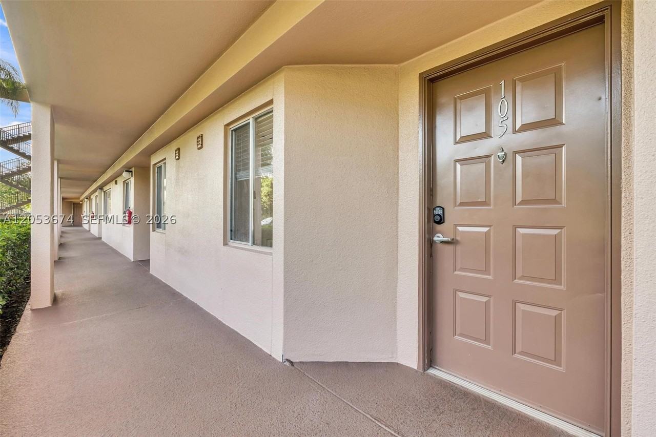 12651 Sw 16th Ct #105B - Photo 4 of 11