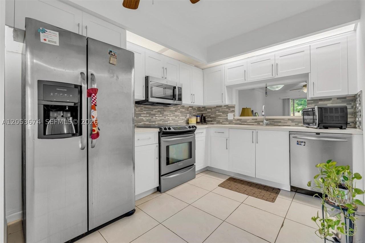12651 Sw 16th Ct #105B - Photo 7 of 11