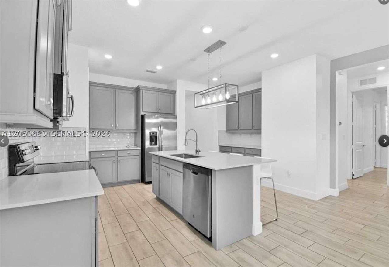 4110 Bonita Way - Photo 5 of 22