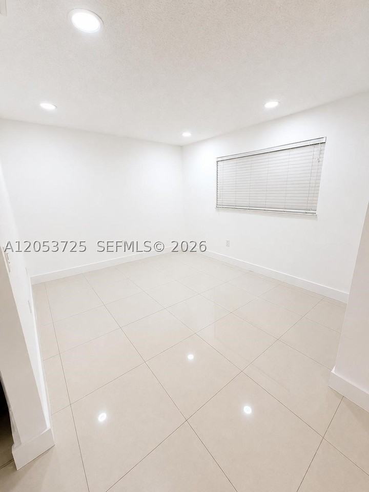 10871 Nw 7th St #14-24 - Photo 6 of 17