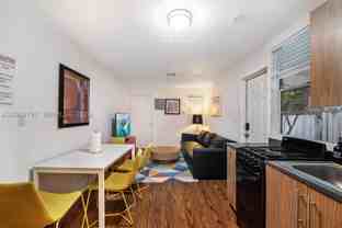 3629 Sw 12th St #B - Photo 1 of 1