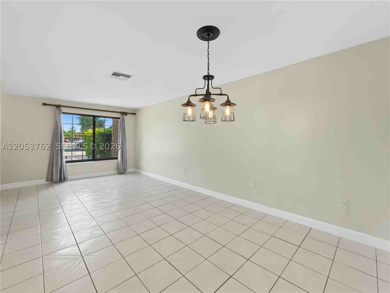 13314 Sw 60th Ter - Photo 7 of 35
