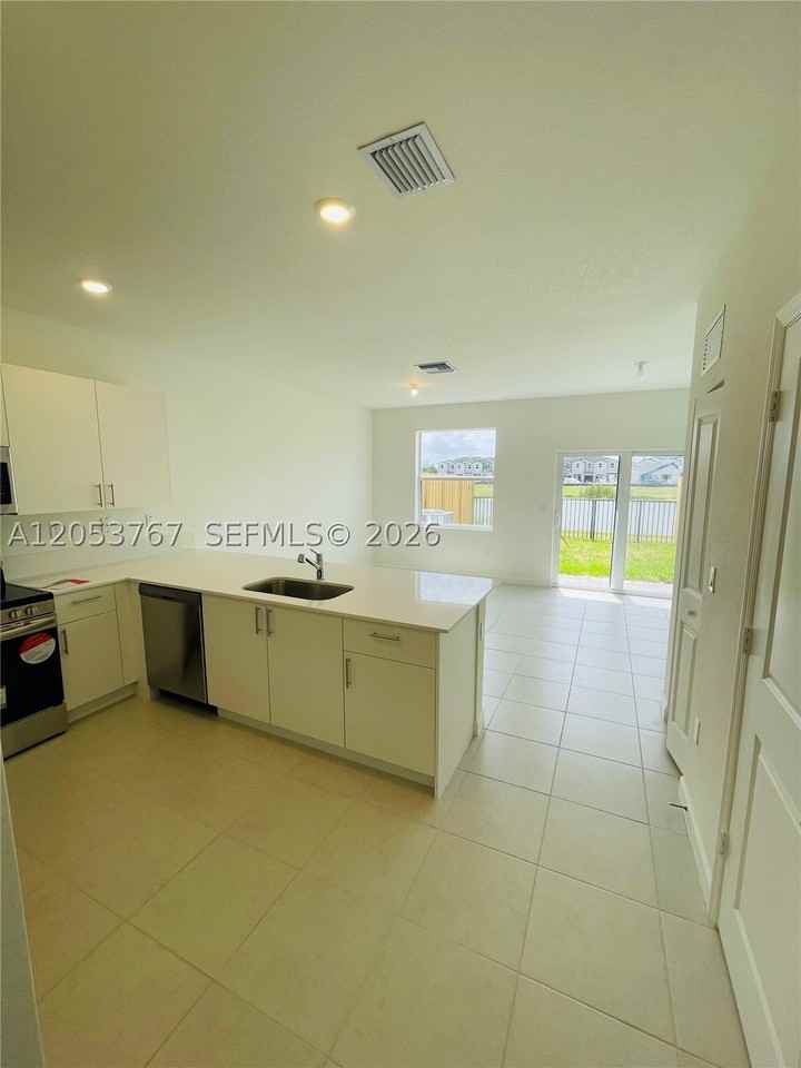 17846 Sw 358th St - Photo 6 of 13
