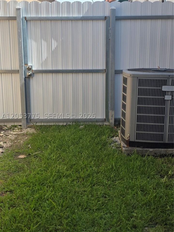 8830 Nw 150th St - Photo 7 of 7