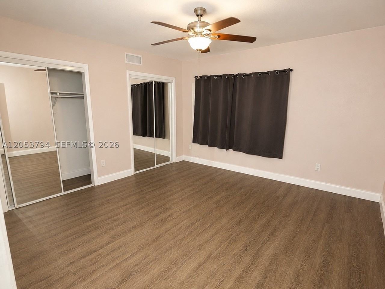 985 Sw 10th St #3 - Photo 6 of 9