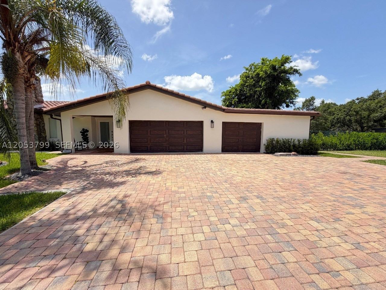 10950 Sw 40th Ct - Photo 2 of 37