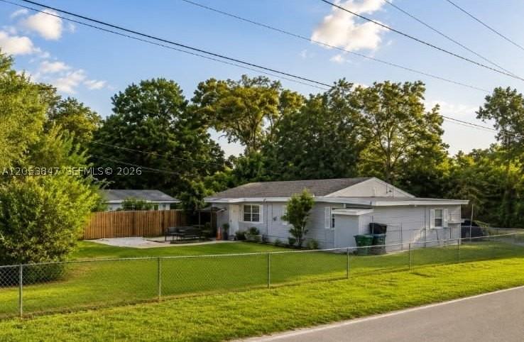 3518 Avenue F - Photo 3 of 5
