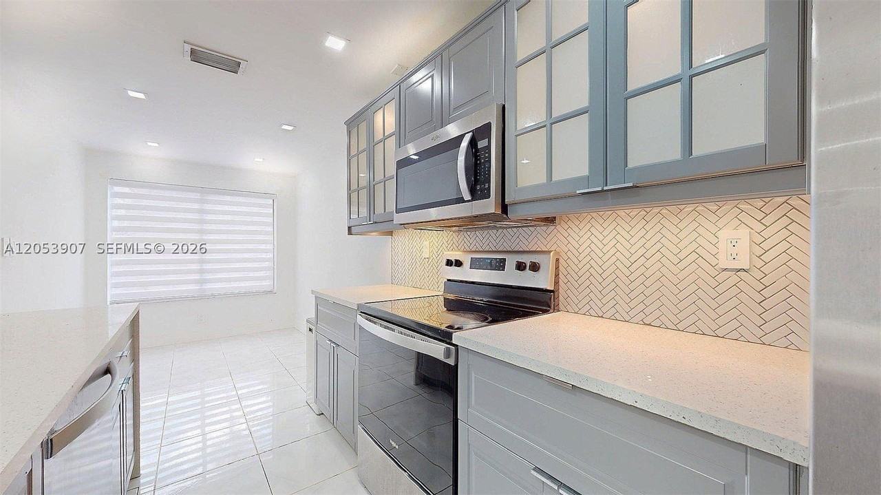 8212 Nw 8th Pl #2 - Photo 5 of 50