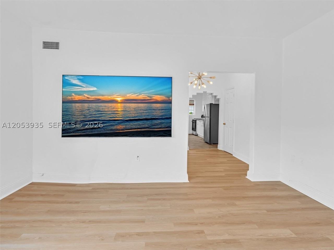 1225 Euclid Ave #3 - Photo 5 of 24