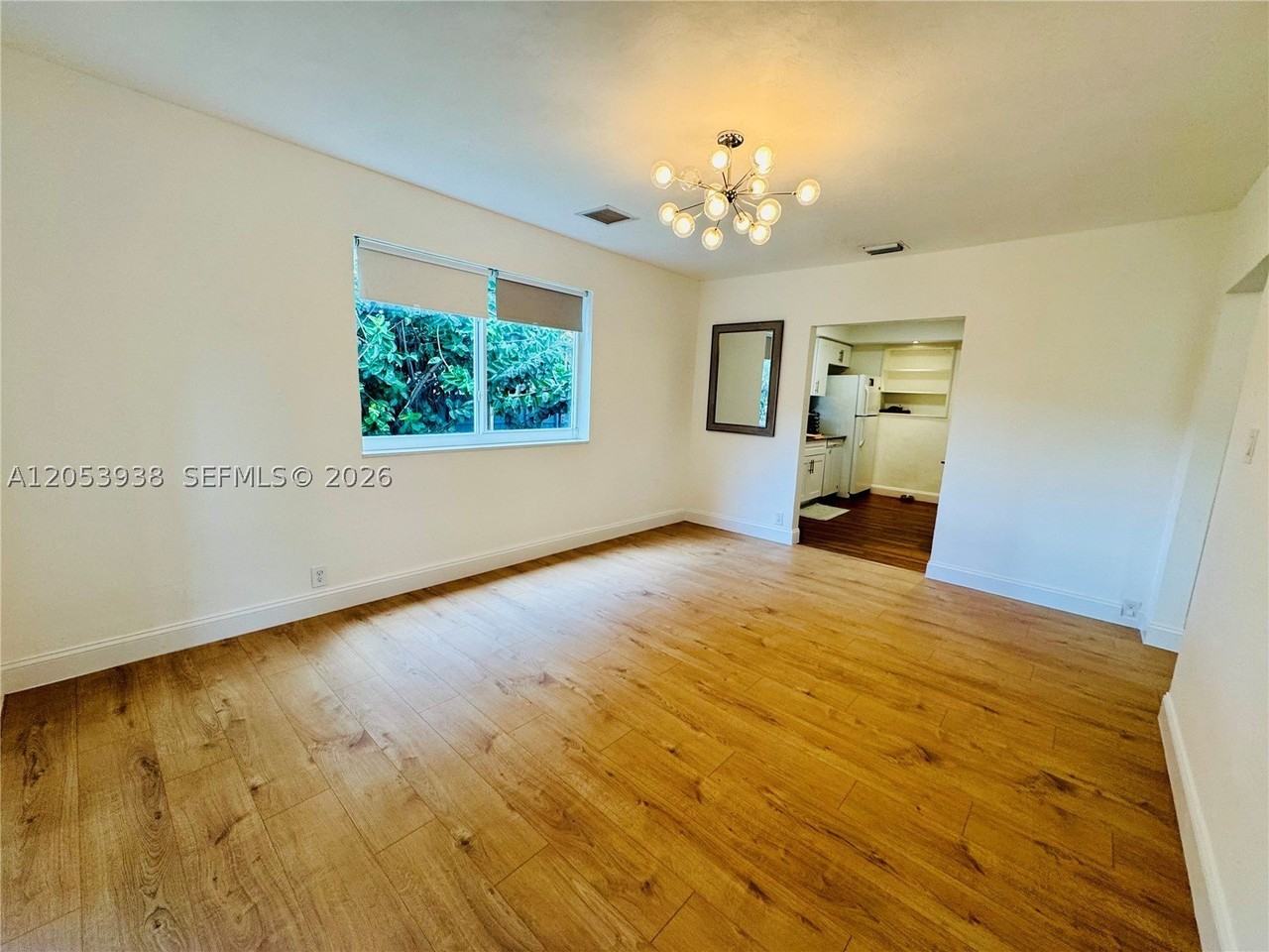 920 N 26th Ave #0 - Photo 4 of 26