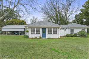featured image of 400 Ulman Ave