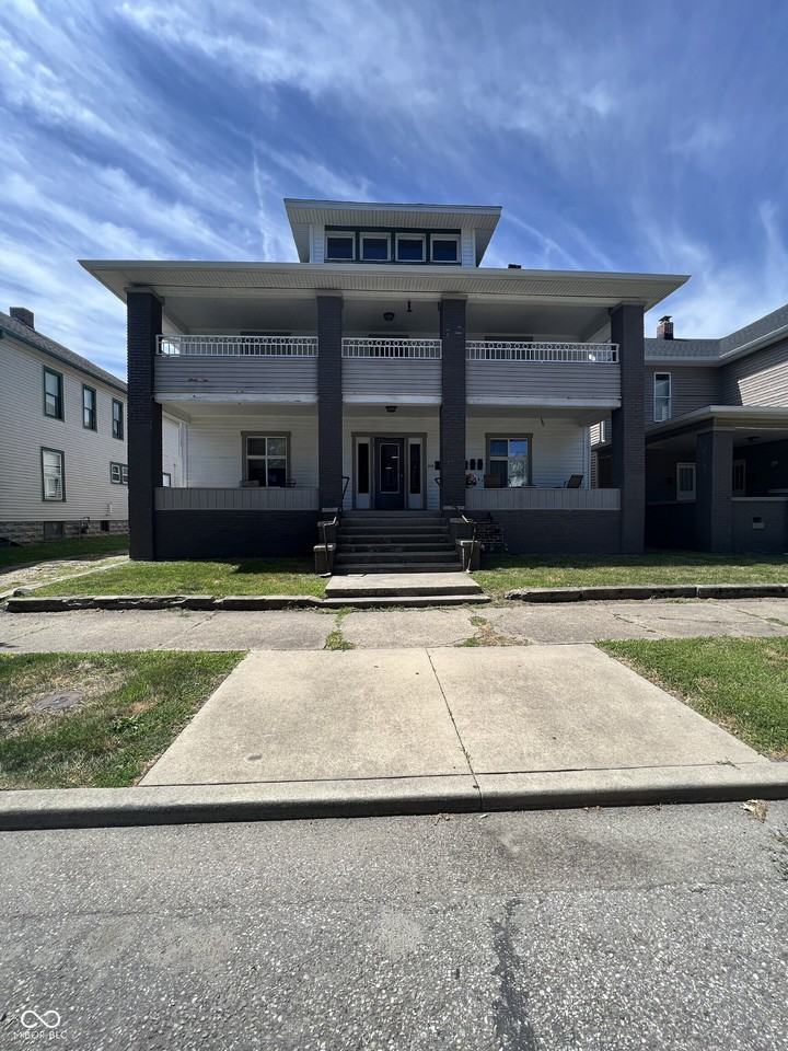 129 W Hendricks St #6