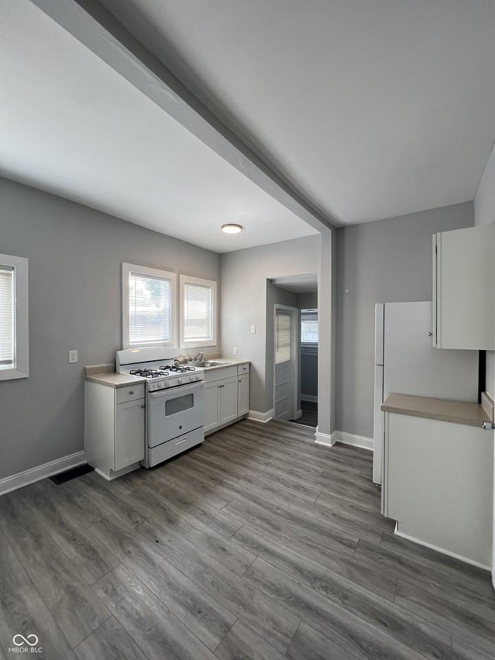 129 W Hendricks St #6 - Photo 7 of 20