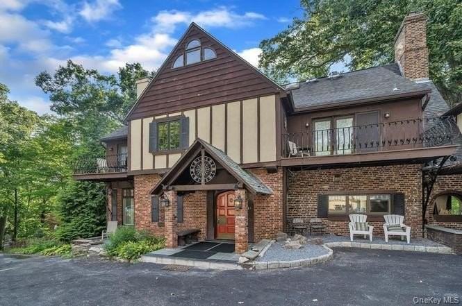 45 Wolden Rd - Photo 2 of 25