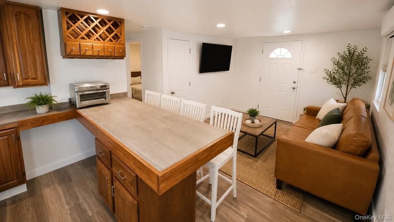 790 Sergeant Palmateer Way - Photo 5 of 15