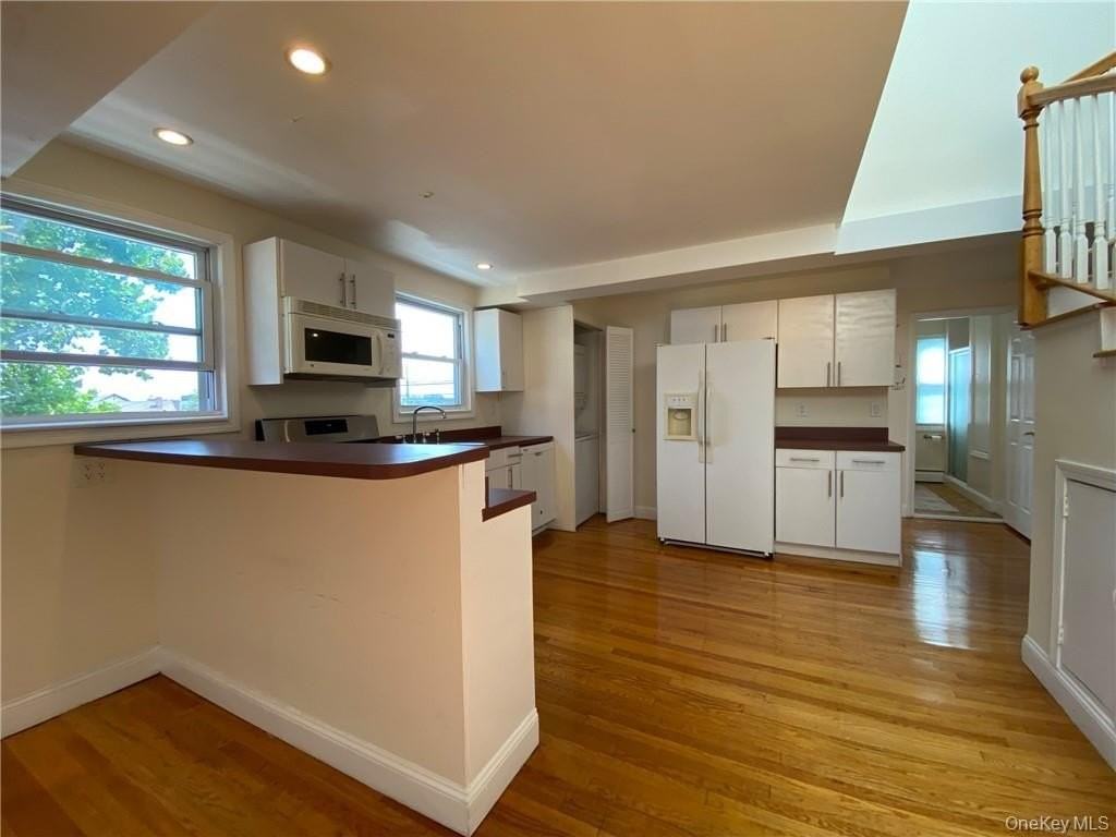 188 Main St - Photo 3 of 25