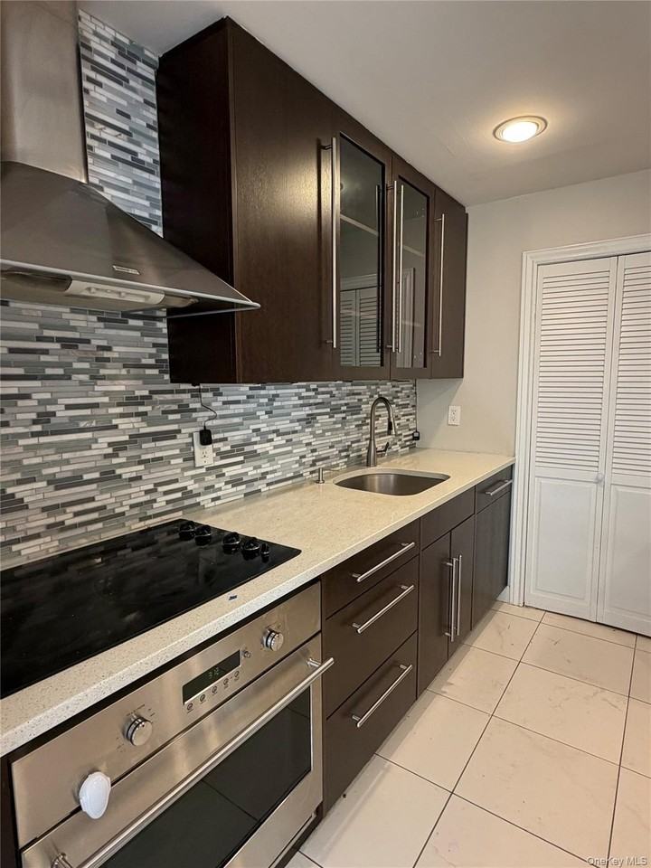 1 Ipswich Ave #315 - Photo 6 of 11
