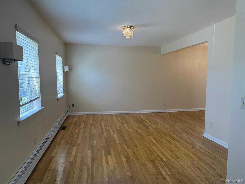 60 Columbia Ave - Photo 4 of 33
