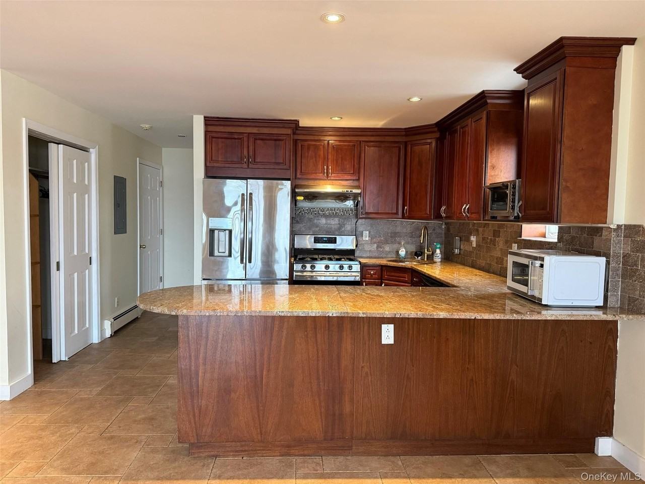 8918 Beach Channel Dr - Photo 2 of 2