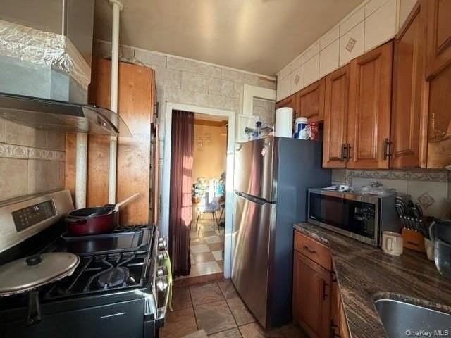 1410 Parkchester Rd #5F - Photo 6 of 10