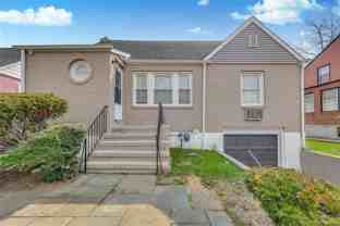 5 Hawthorne Ln - Photo 1 of 1
