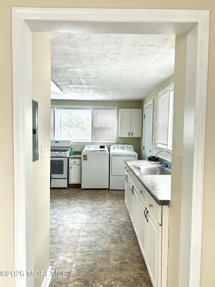 505 Martin Rd #1 - Photo 7 of 22