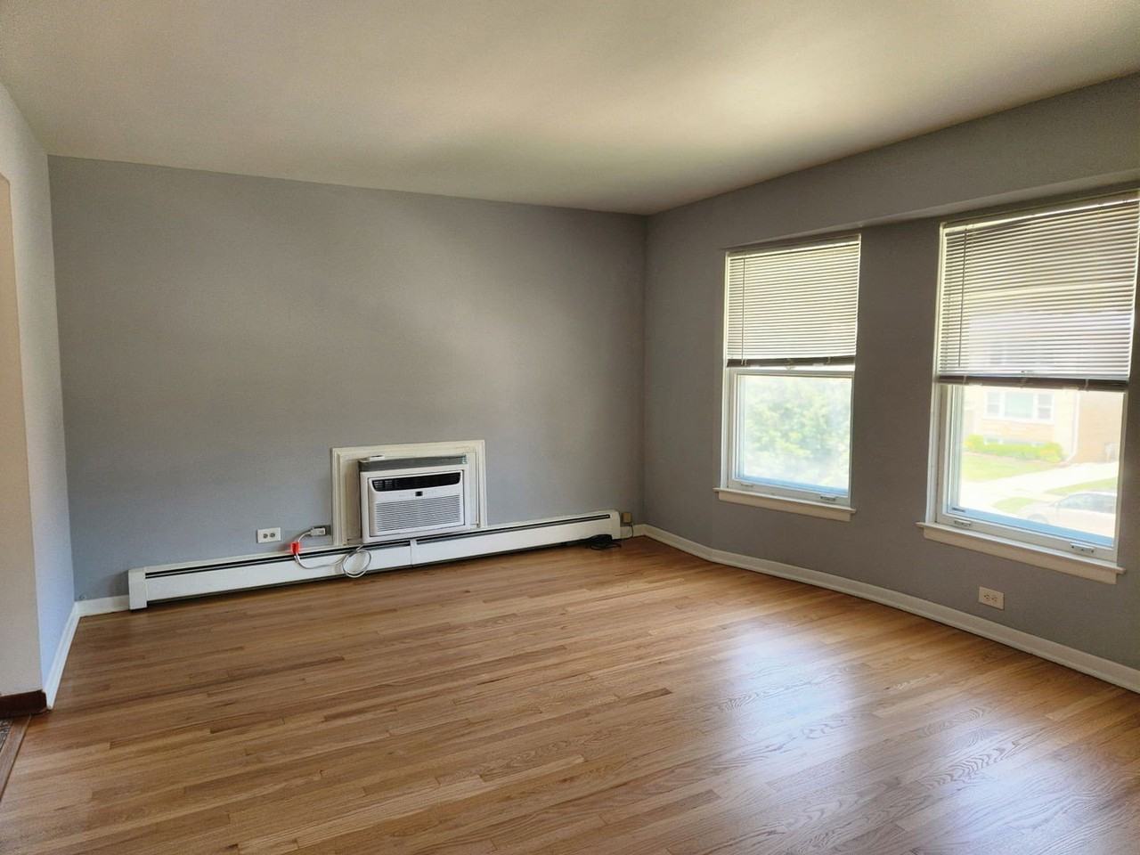 8417 W Berwyn Ave #2 - Photo 5 of 17