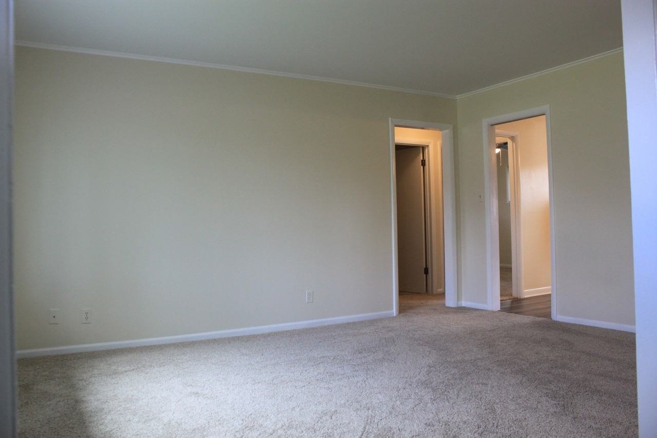 63 Pine Ct - Photo 5 of 22