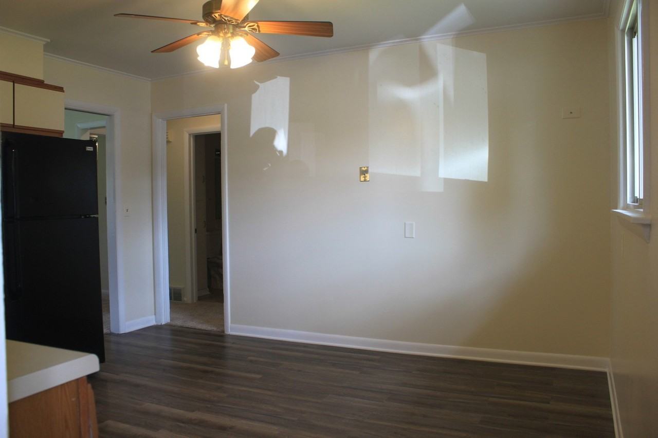 63 Pine Ct - Photo 6 of 22