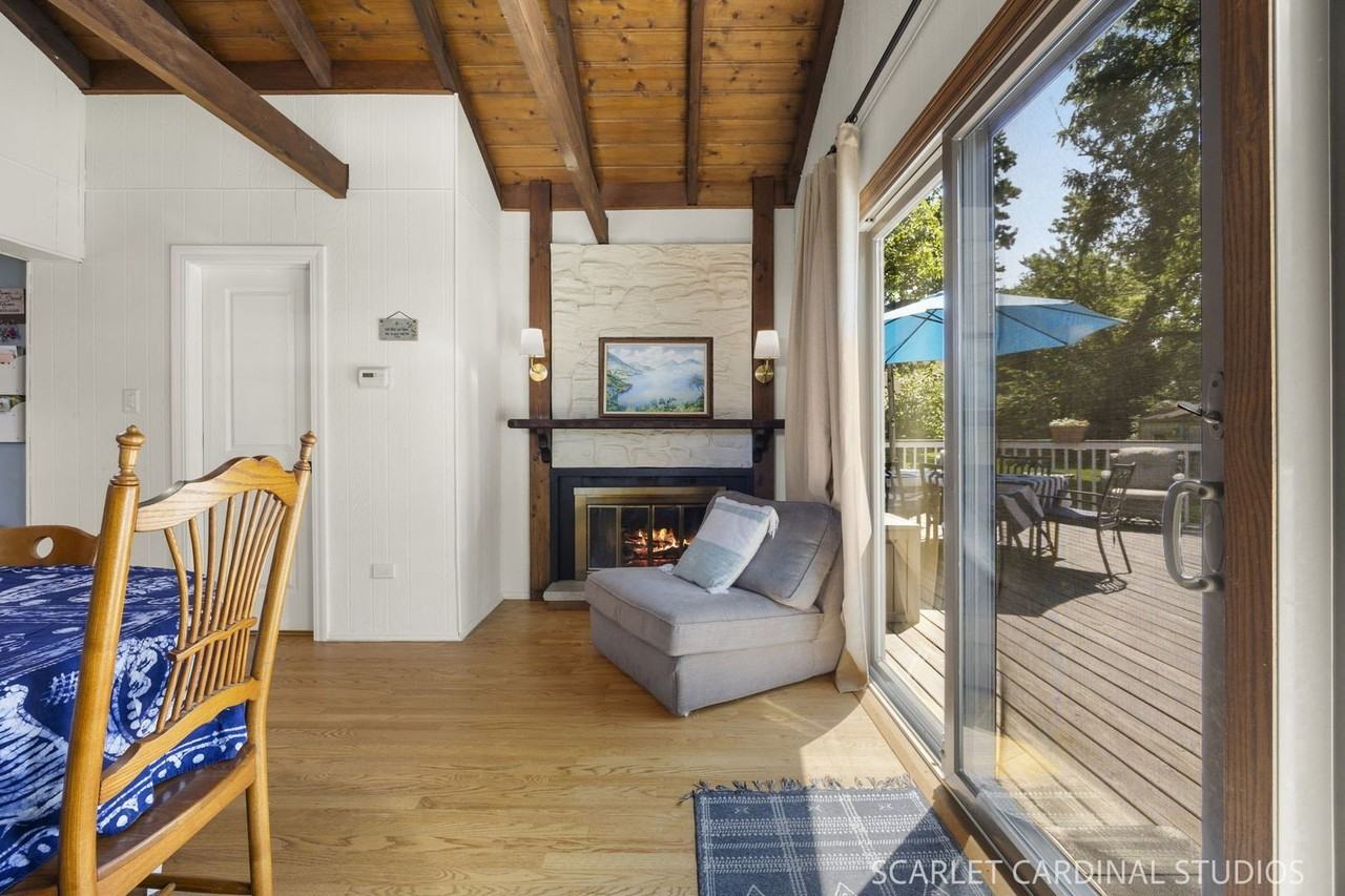 363 Marion Ave - Photo 7 of 14