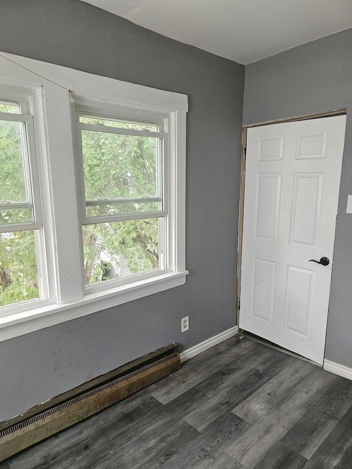 5506 N Luna Ave #2 - Photo 3 of 11