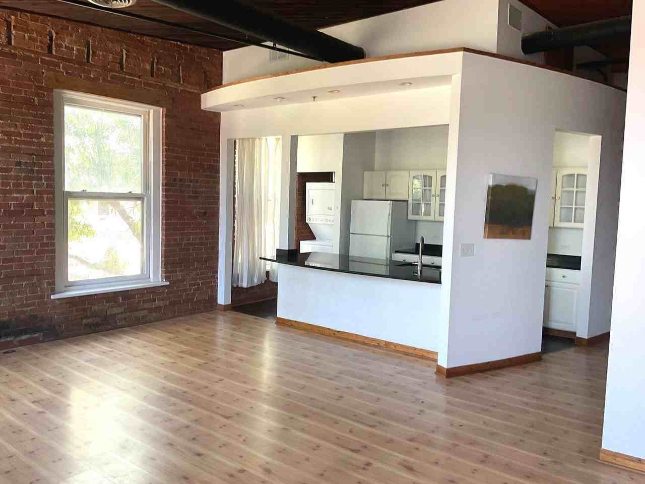 29 W New York St #3 - Photo 3 of 13
