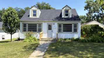 featured image of 17 S Williams St