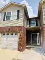 featured image of 1112 Ekstam Dr #4