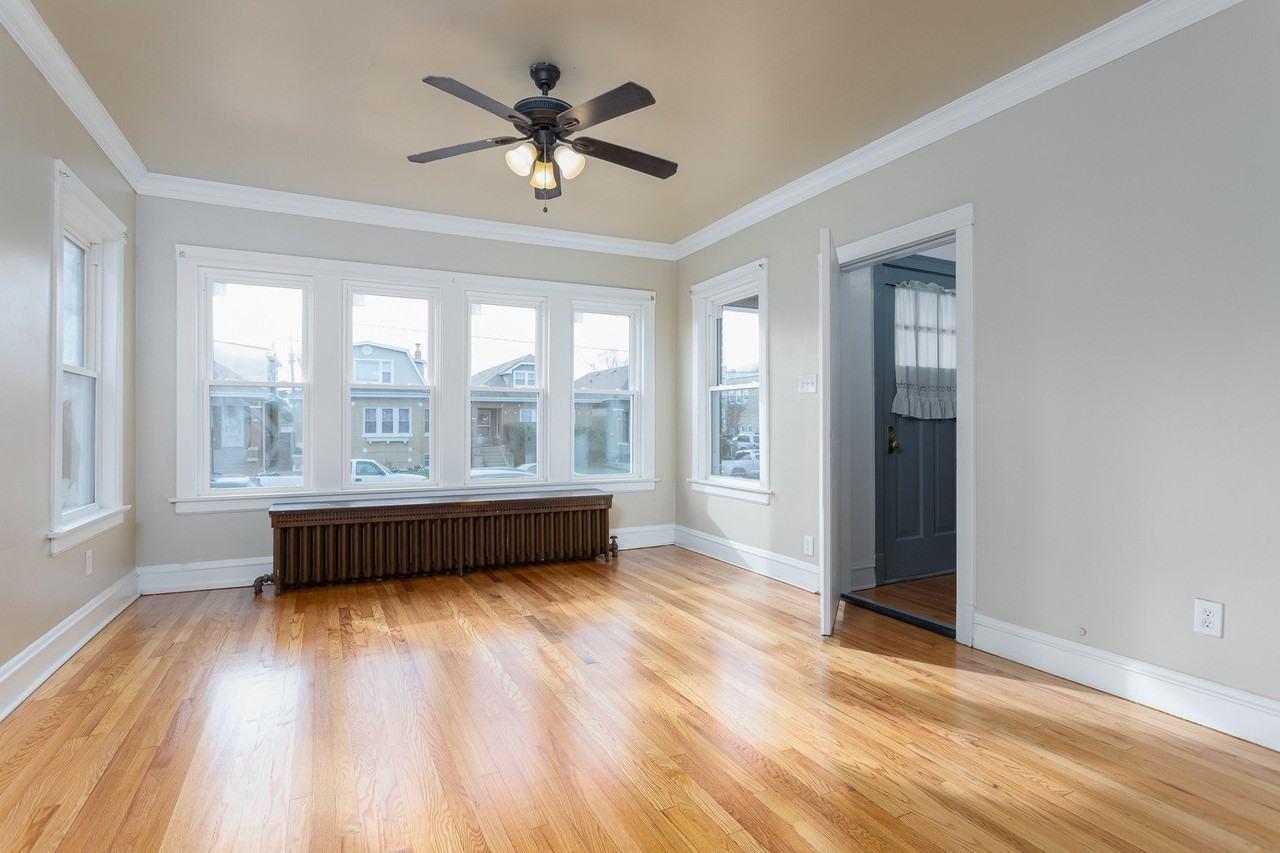 5132 W Parker Ave #1 - Photo 3 of 16