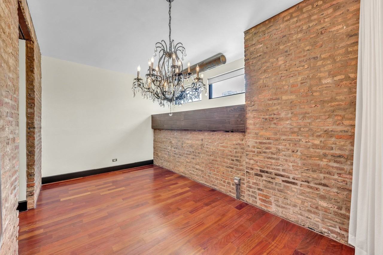 2419 W 14th St #2S - Photo 4 of 30