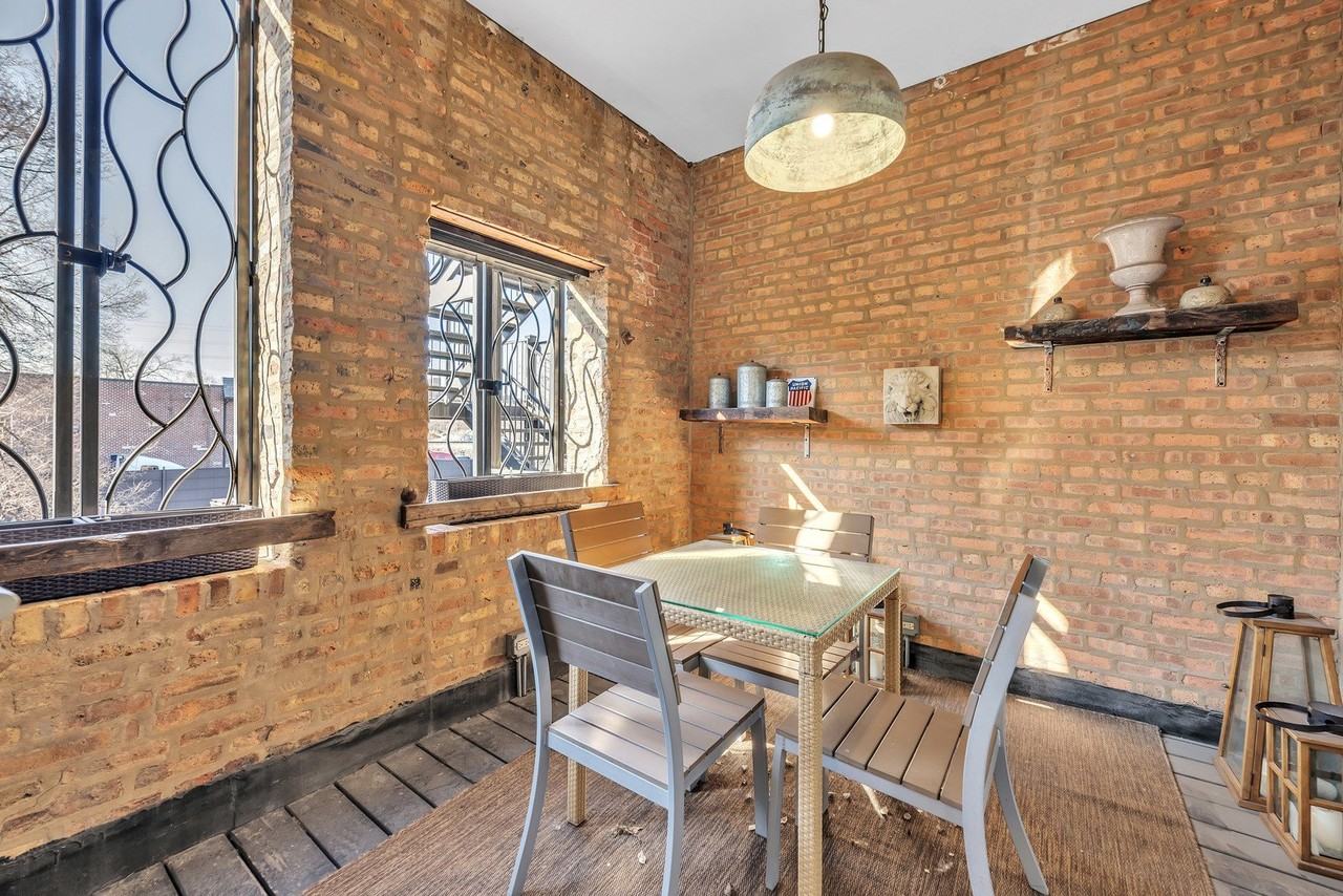 2419 W 14th St #2S - Photo 5 of 30