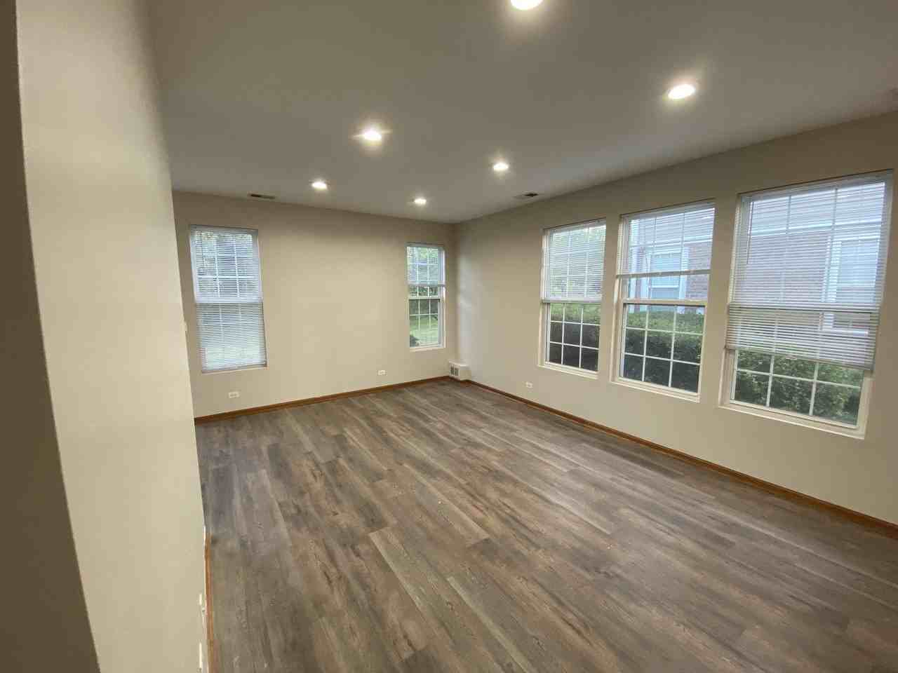 610 Springbrook Trl N #610 - Photo 2 of 11