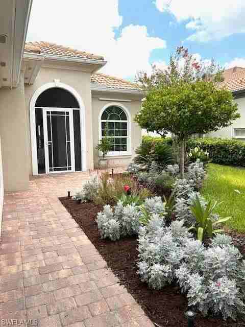 5476 Katia Ct - Photo 2 of 40