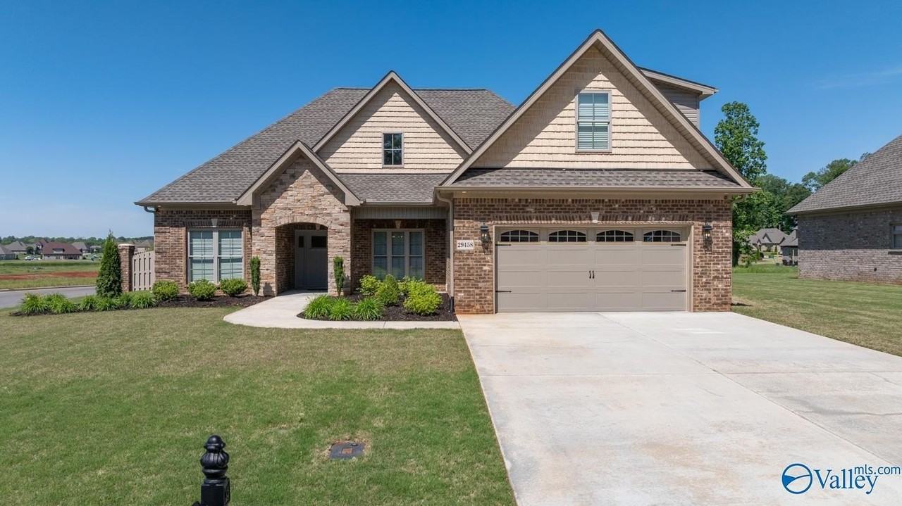 29458 Carnaby Ln - Photo 2 of 39