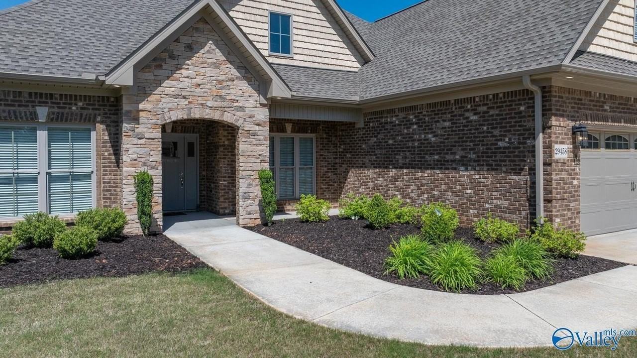 29458 Carnaby Ln - Photo 4 of 39