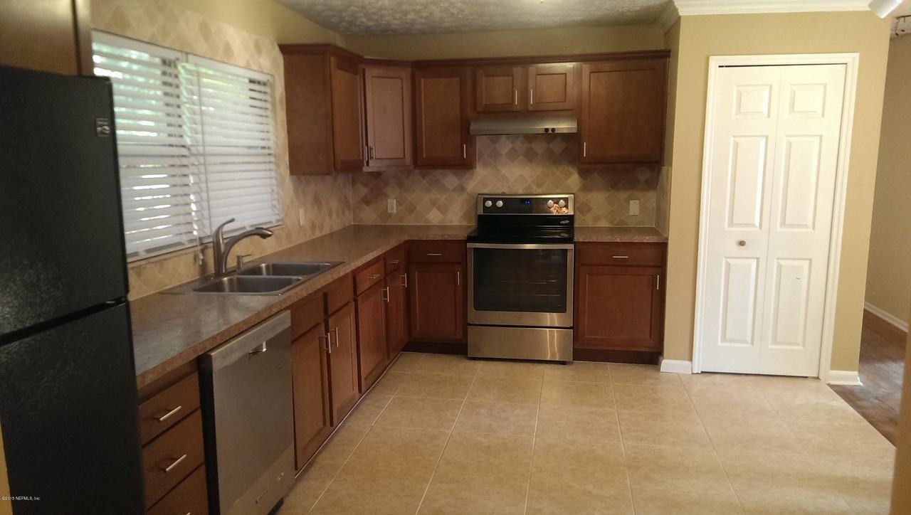 4455 Rainer Rd - Photo 5 of 10