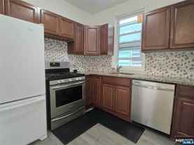 24 Harrison Pl - Photo 1 of 1
