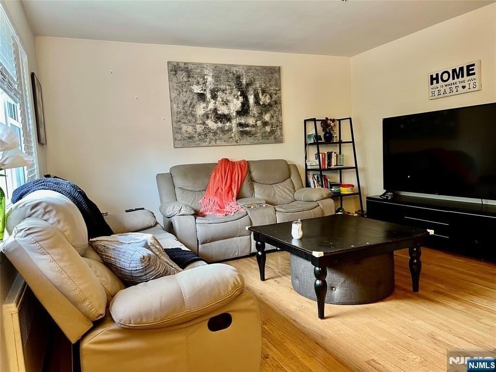 241 W Passaic St #11B - Photo 4 of 11