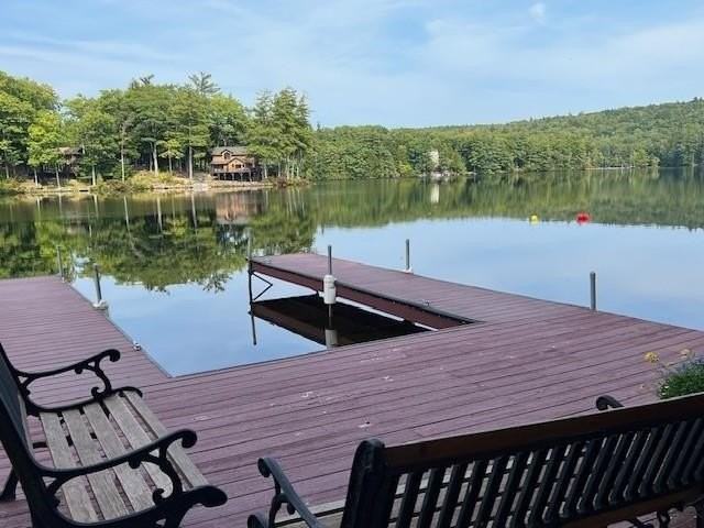 75 Winter Rd - Photo 4 of 33